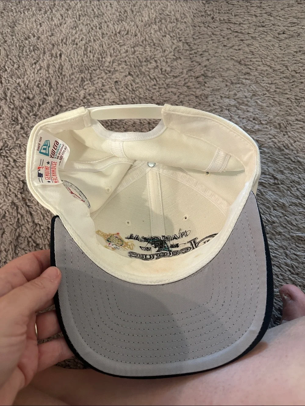 1997 National League Champions White and Black Baseball Cap Florida Marlins